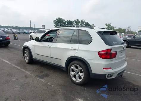 2011 BMW X5 xDrive35D из США, поврежденный, VIN 5UXZW0C5XBL660995